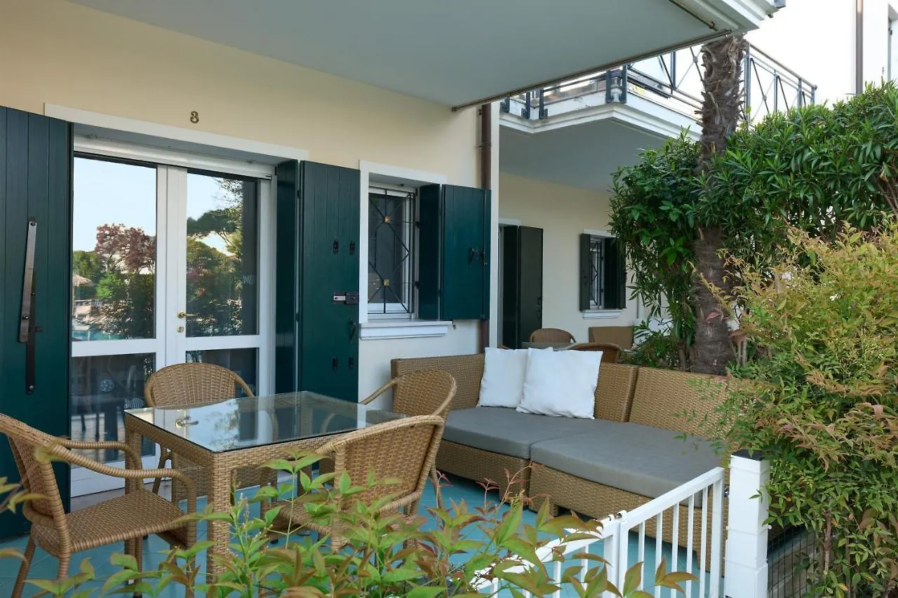 Villa Carlotta Jesolo Lido Hotel apartamentowy Lido di Jesolo
