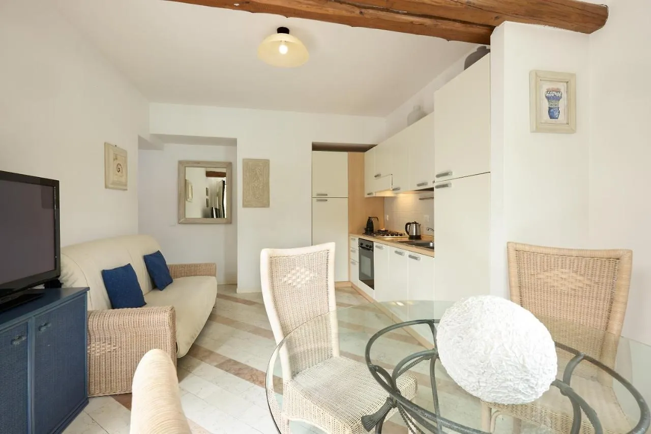 Villa Carlotta Jesolo Lido Aparthotel Lido di Jesolo