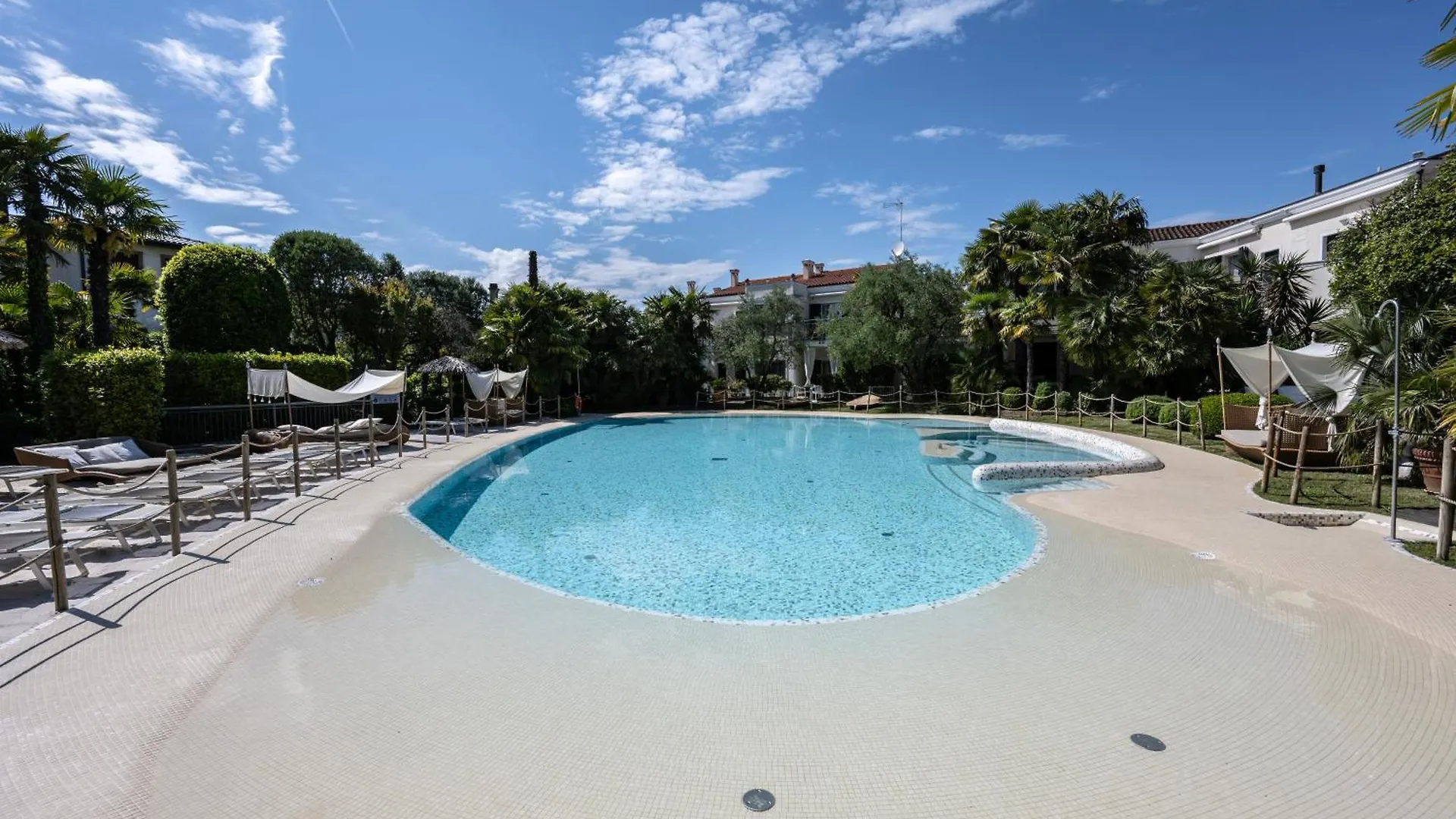 Apart-hotel Villa Carlotta Jesolo Lido