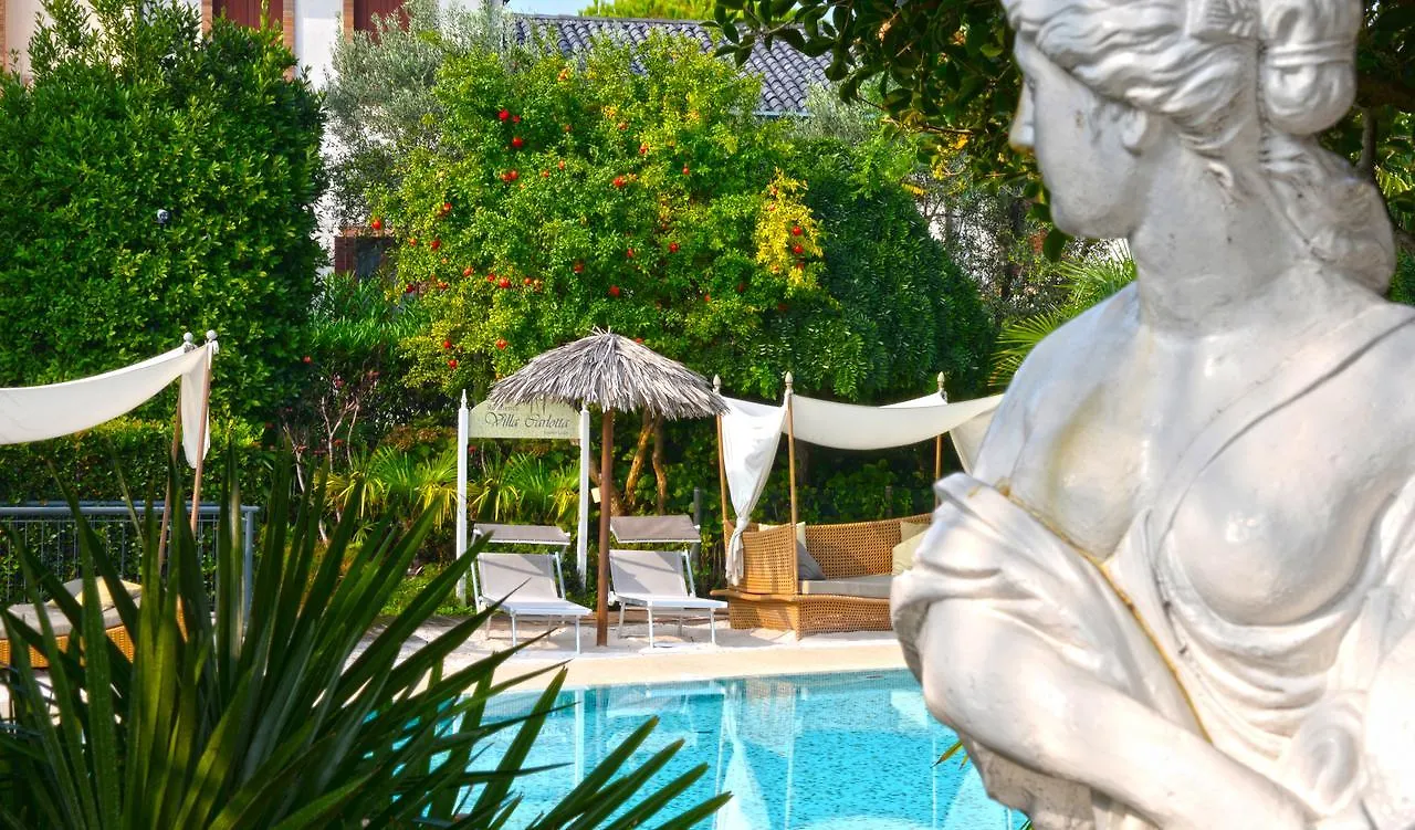 Hotel apartamentowy Villa Carlotta Jesolo Lido Włochy